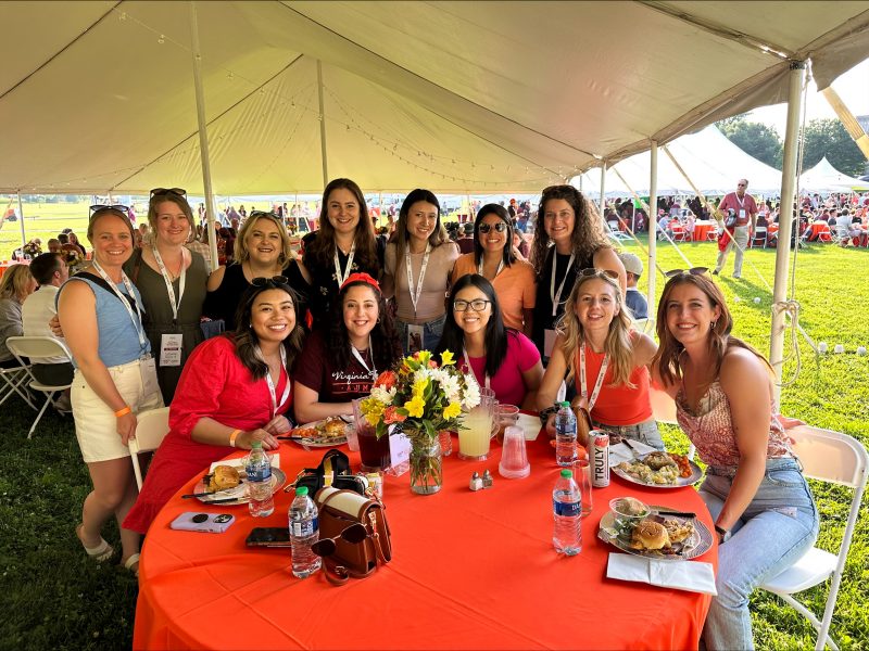 Pi Beta Phi Alumnae at the Dinner on the Drillfield 2023
